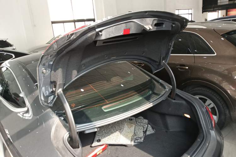 Used Mercedes-Benz C-Class 2020 C 260 Coupe Trunk