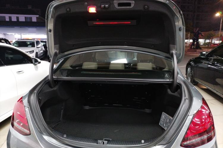 Used Mercedes-Benz C-Class 2020 C 200 L Dynamic Sport Edition Trunk