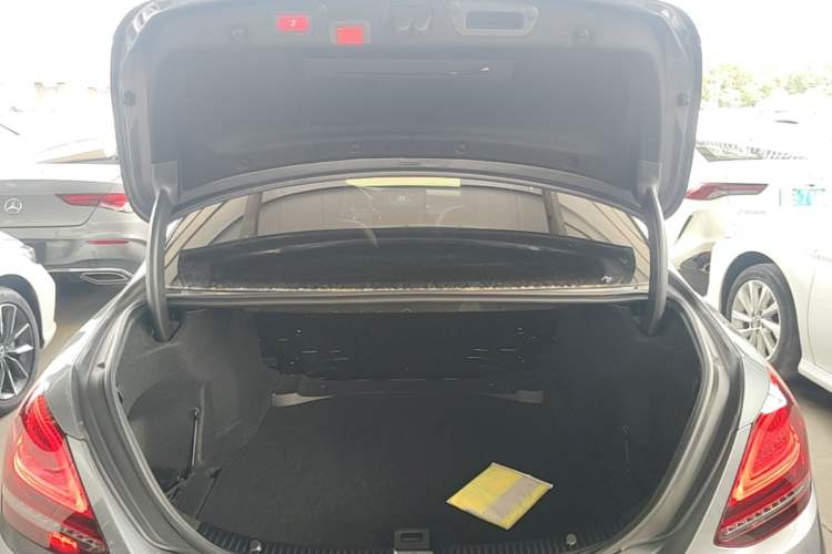 Used Mercedes-Benz C-Class 2020 Restyled C 260 L Sport Edition Trunk
