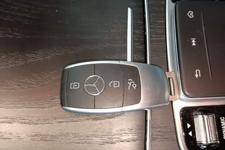 Used Mercedes-Benz C-Class 2020 C 260 L Sport Edition Vehicle Key