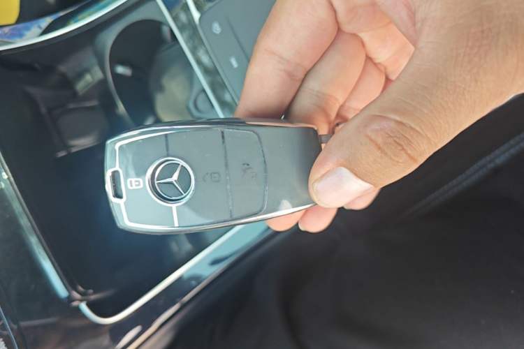Used Mercedes-Benz C-Class 2020 C 260 Sport Edition Vehicle Key