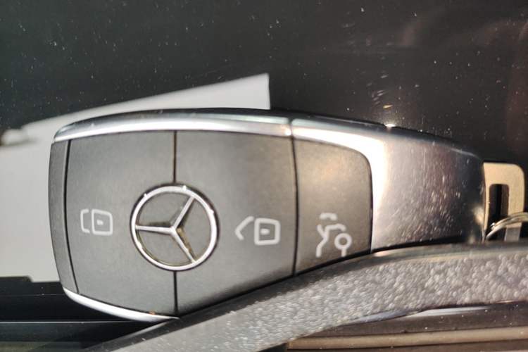 Used Mercedes-Benz C-Class 2020 Restyled C 200 L Fashion Edition Sport Version Vehicle Key