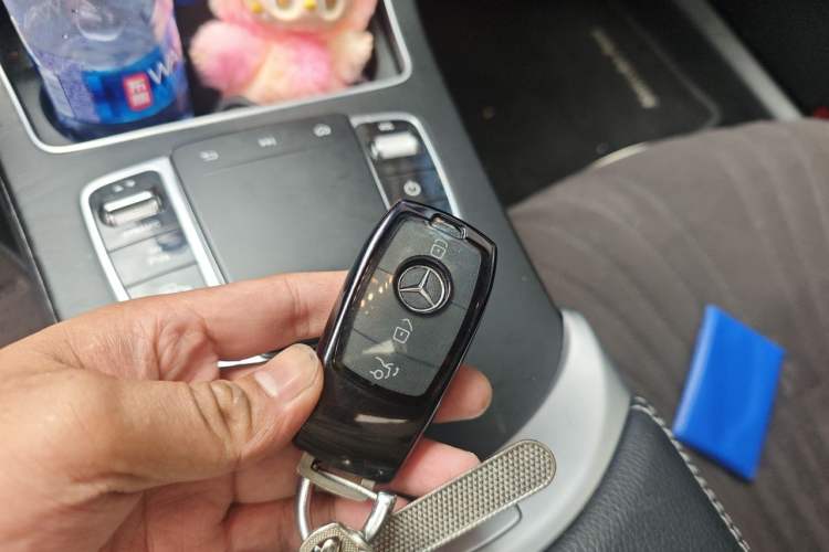 Used Mercedes-Benz C-Class 2020 C 260 L Sport Edition Vehicle Key