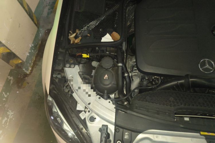 Used Mercedes-Benz C-Class 2020 C 260 4MATIC Coupe Engine Bay Right