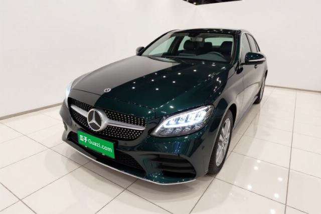 Ojetý Mercedes-Benz C-Class 2020 C 200 L Fashion Edition Sport Version