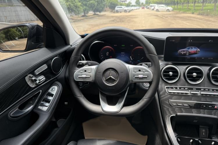 Used Mercedes-Benz C-Class 2020 Restyled C 260 L Sport Edition Audio And AC Panel