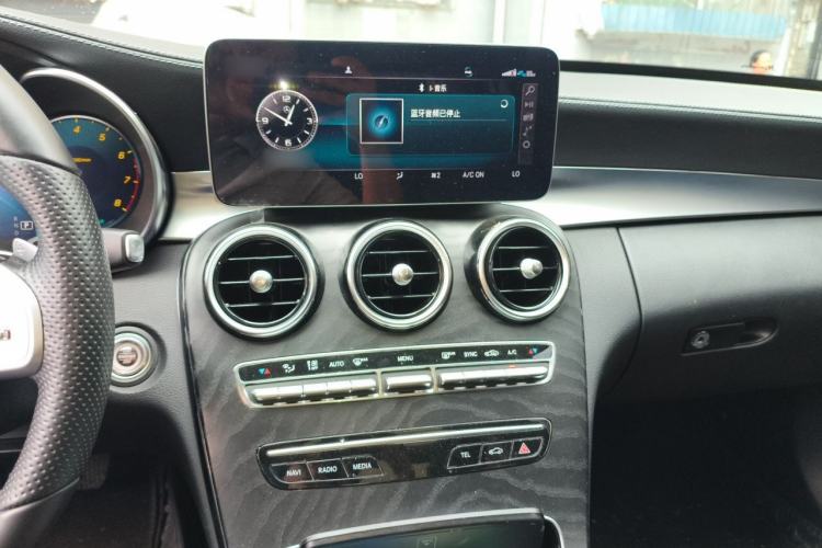 Used Mercedes-Benz C-Class 2020 Restyled C 260 L Sport Edition Audio And AC Panel