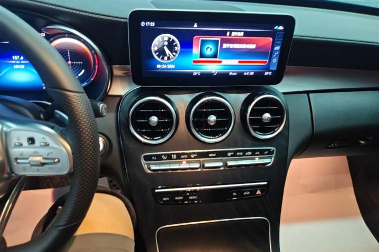 Used Mercedes-Benz C-Class 2020 Restyled C 260 L Sport Edition Audio And AC Panel