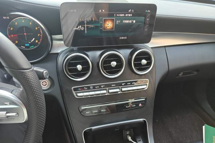 Used Mercedes-Benz C-Class 2020 Restyled C 260 L Sport Edition Audio And AC Panel