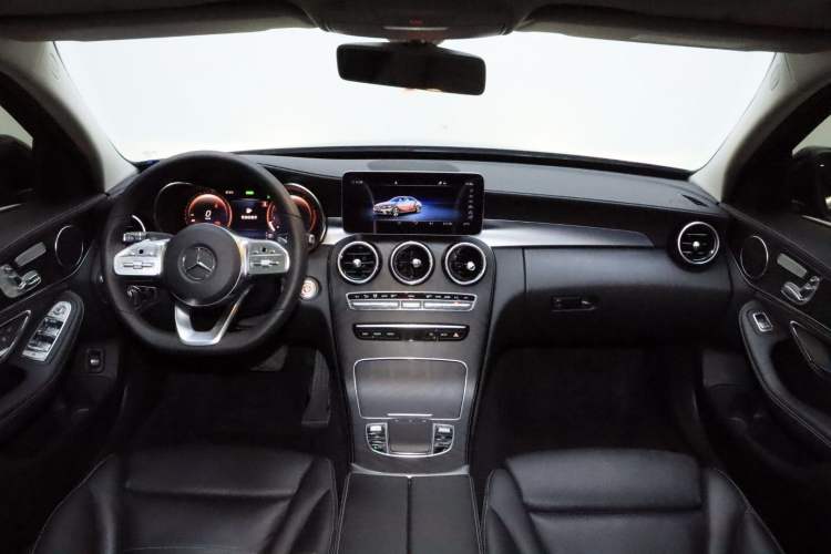 Used Mercedes-Benz C-Class 2020 Restyled C 260 L Sport Edition Audio And AC Panel