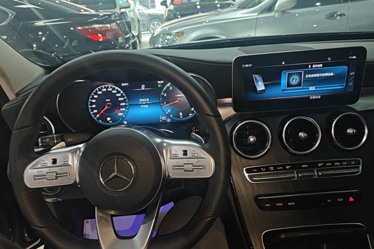 Used Mercedes-Benz C-Class 2020 Restyled C 200 L Fashion Edition Sport Version Center Console