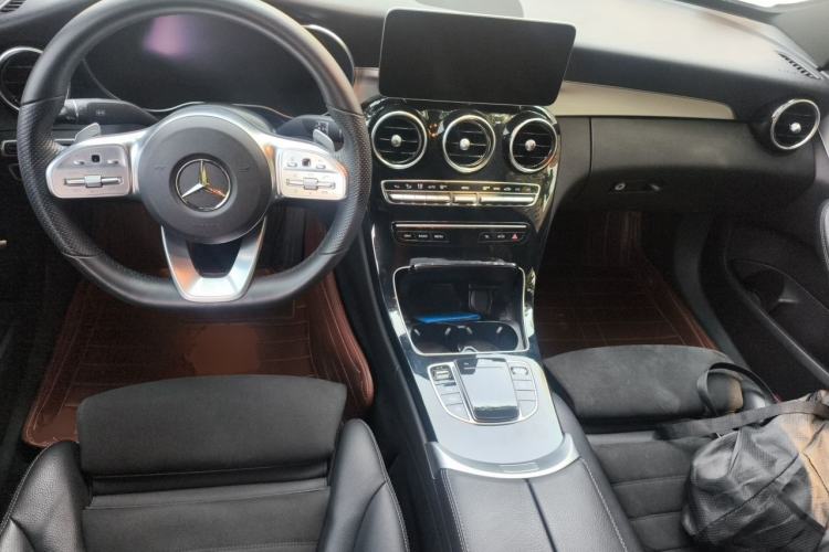 Used Mercedes-Benz C-Class 2020 Restyled C 260 Sport Edition Center Console