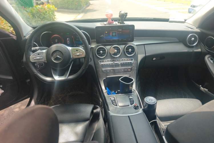 Used Mercedes-Benz C-Class 2020 Restyled C 260 L Sport Edition Center Console
