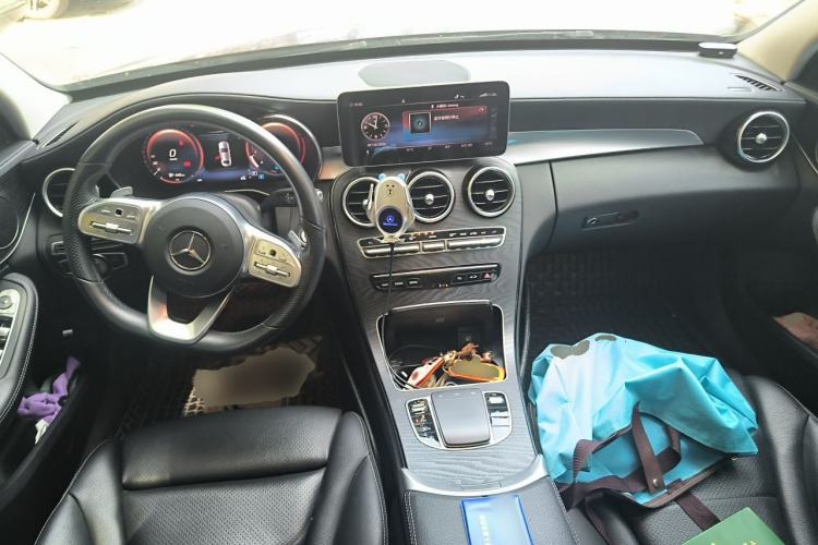 Used Mercedes-Benz C-Class 2020 C 260 L Sport Edition Center Console