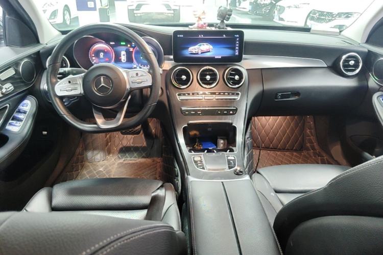 Used Mercedes-Benz C-Class 2020 Restyled C 260 L Sport Edition Center Console