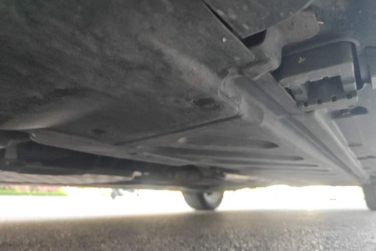 Used Mercedes-Benz C-Class 2020 Restyled C 260 L Sport Edition Chassis Front Left
