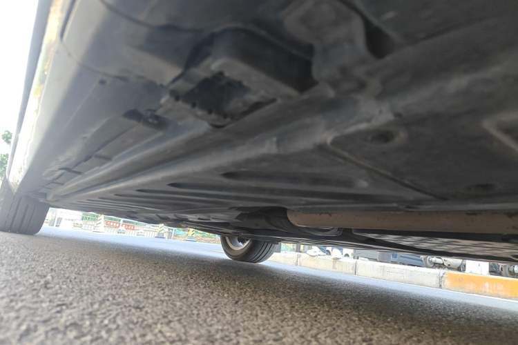 Used Mercedes-Benz C-Class 2020 Restyled C 260 L Sport Edition Chassis Front Right