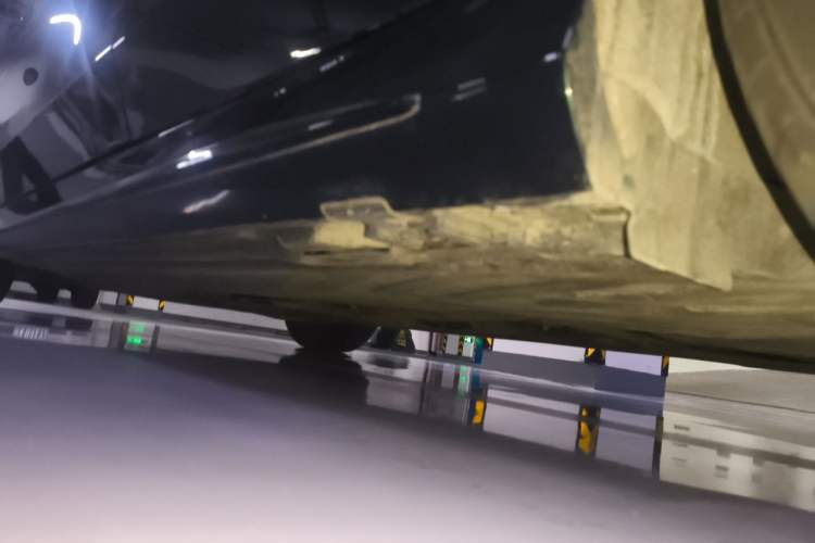 Used Mercedes-Benz C-Class 2020 C 260 Sport Edition Chassis Rear Left