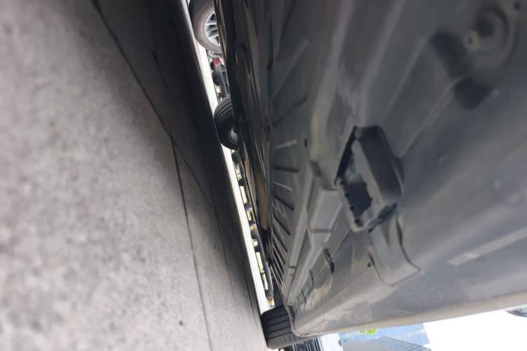 Used Mercedes-Benz C-Class 2020 C 200 L Fashion Edition Sport Version Chassis Rear Right