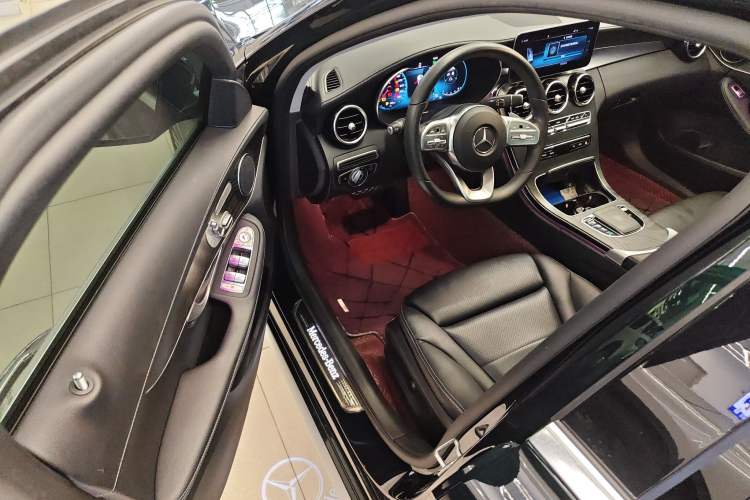 Used Mercedes-Benz C-Class 2020 Restyled C 260 L Sport Edition Driver Seat