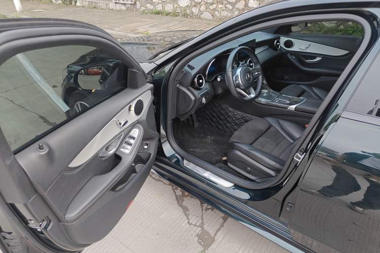 Used Mercedes-Benz C-Class 2020 C 260 Sport Edition Driver Seat