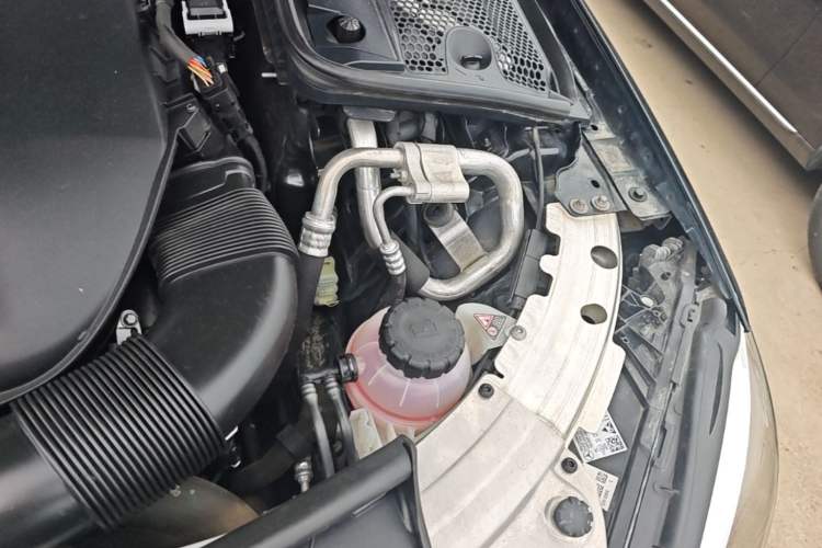 Used Mercedes-Benz C-Class 2020 Restyled C 260 L Sport Edition Engine Bay Left