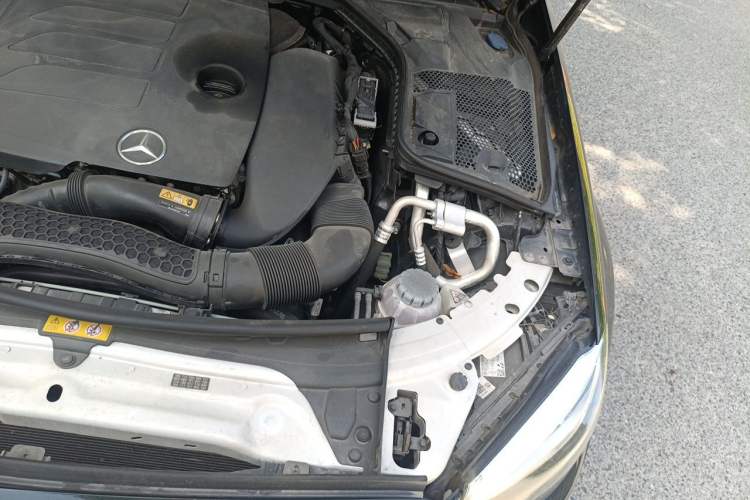 Used Mercedes-Benz C-Class 2020 Restyled C 260 L Sport Edition Engine Bay Left