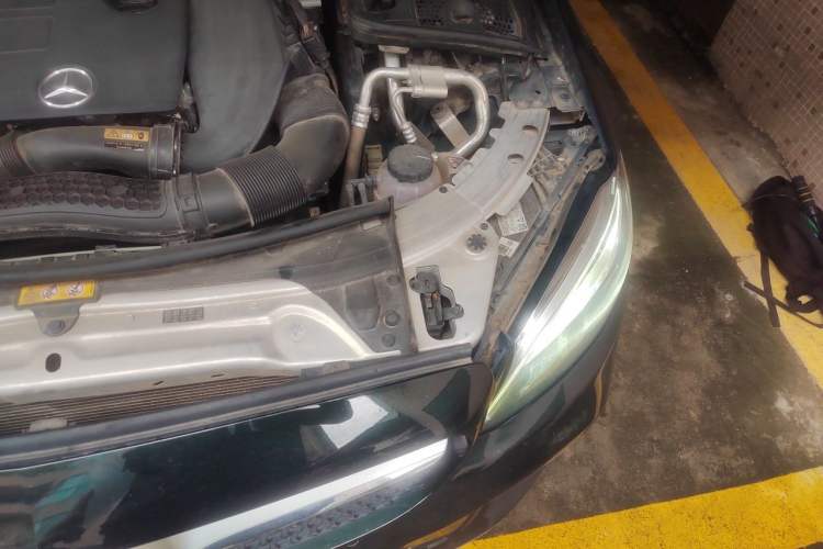 Used Mercedes-Benz C-Class 2020 Restyled C 260 L Sport Edition Engine Bay Left
