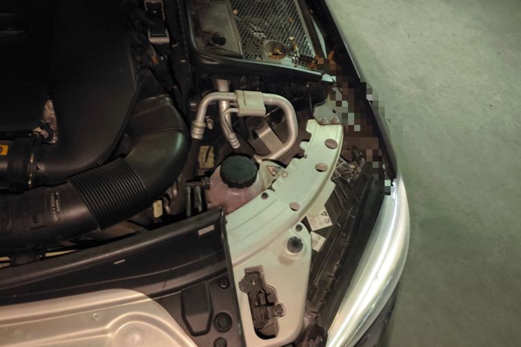 Used Mercedes-Benz C-Class 2020 C 260 Coupe Engine Bay Left