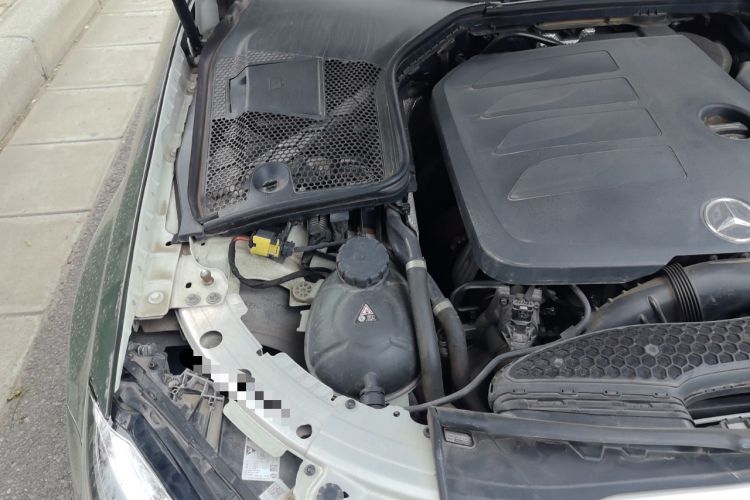 Used Mercedes-Benz C-Class 2020 C 260 Coupe Engine Bay Right
