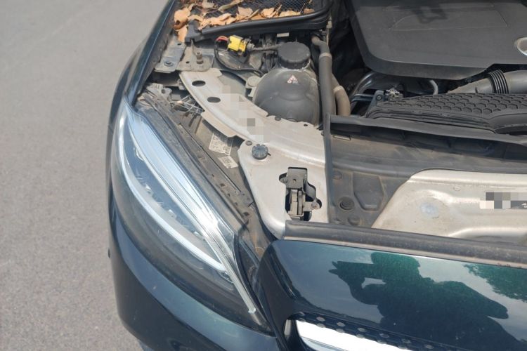Used Mercedes-Benz C-Class 2020 Restyled C 260 L Sport Edition Engine Bay Right