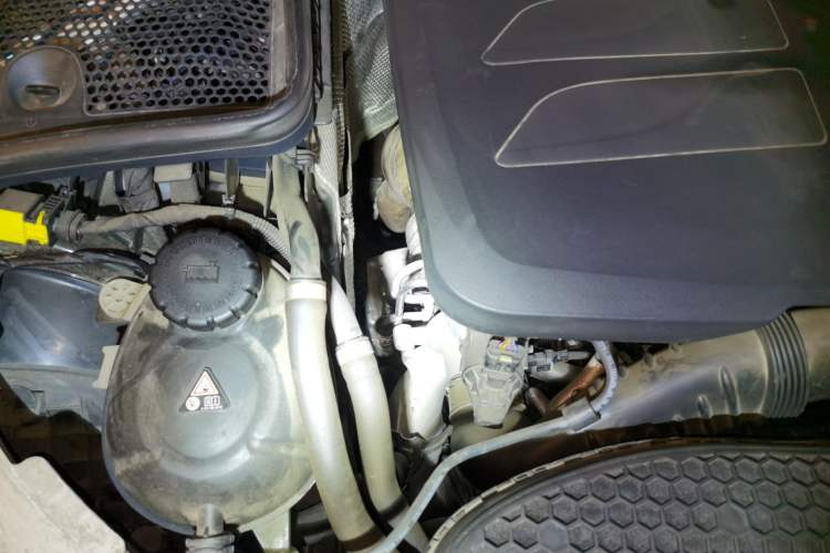Used Mercedes-Benz C-Class 2020 Restyled C 260 L Sport Edition Engine Bay Right
