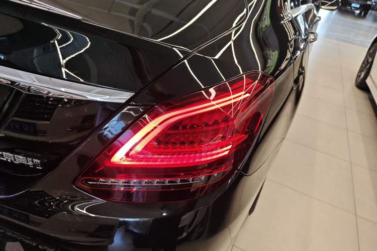 Used Mercedes-Benz C-Class 2020 Restyled C 260 L Sport Edition Exterior 3
