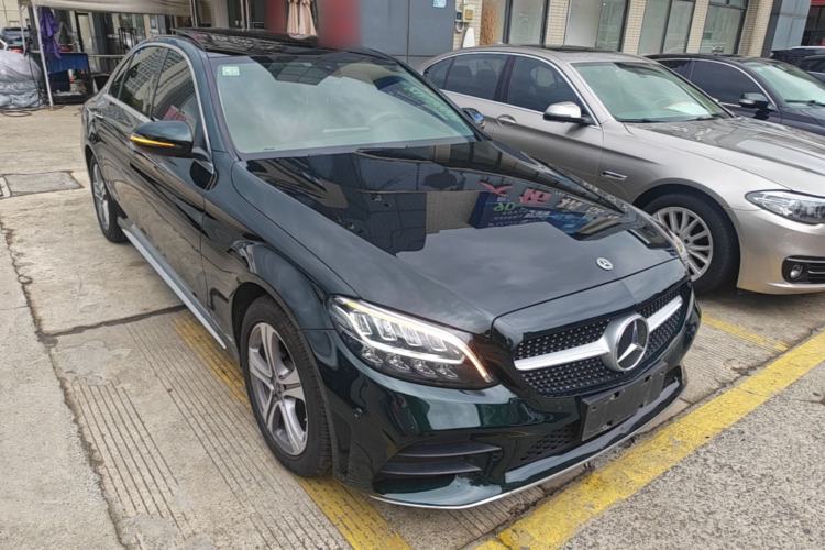 Used Mercedes-Benz C-Class 2020 Restyled C 260 L Sport Edition Front Right 45 Deg