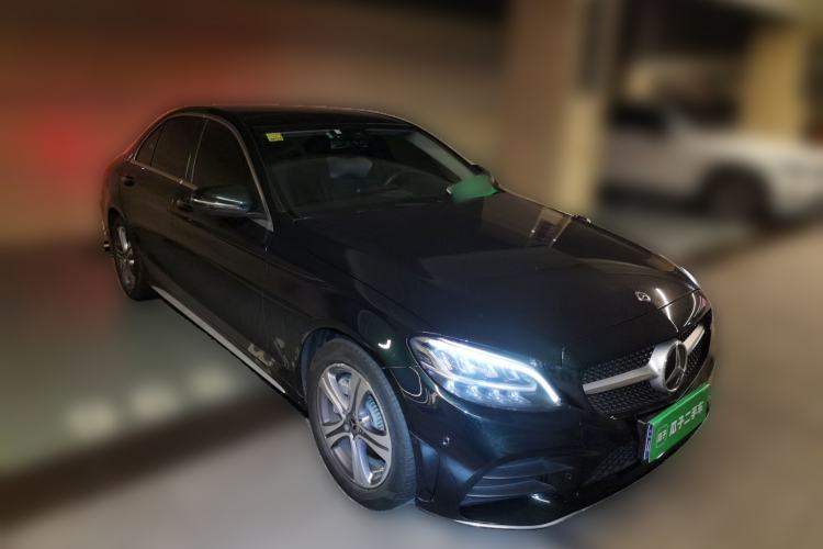 Used Mercedes-Benz C-Class 2020 Restyled C 260 L Sport Edition Front Right 45 Deg