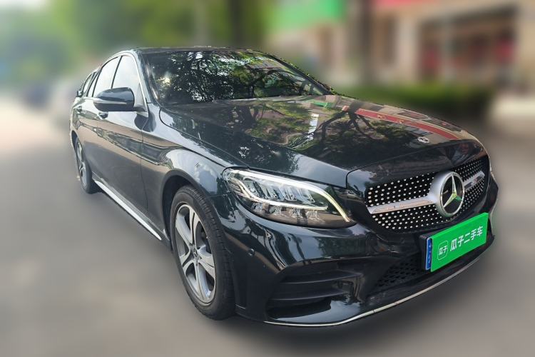 Used Mercedes-Benz C-Class 2020 C 260 L Sport Edition Front Right 45 Deg