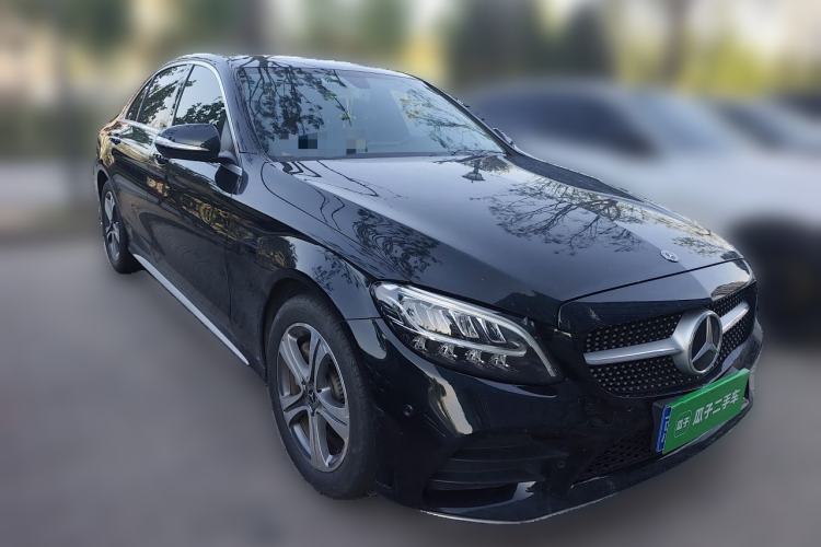 Used Mercedes-Benz C-Class 2020 Restyled C 260 L Sport Edition Front Right 45 Deg