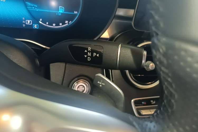 Used Mercedes-Benz C-Class 2020 Restyled C 260 L Sport Edition Gear Lever