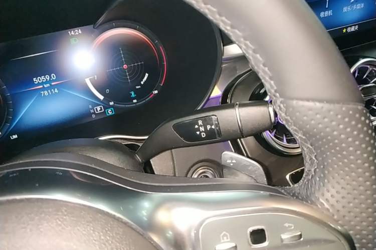 Used Mercedes-Benz C-Class 2020 C 200 L Fashion Edition Sport Version Gear Lever
