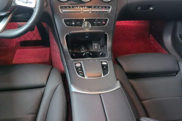Used Mercedes-Benz C-Class 2020 Restyled C 260 L Sport Edition Gear Lever