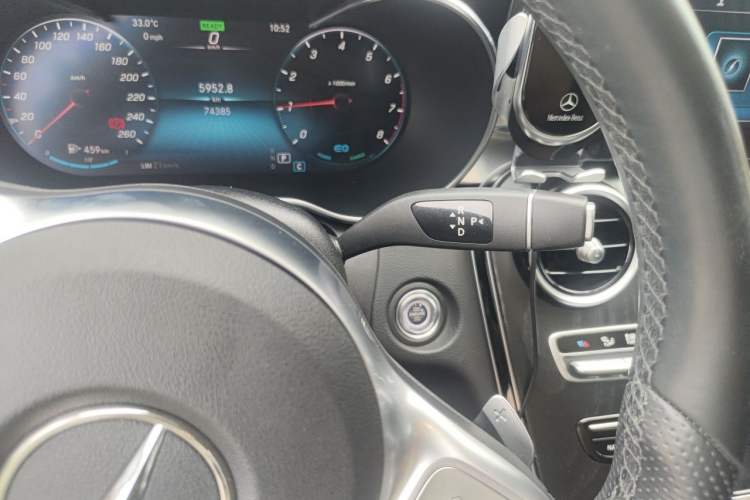 Used Mercedes-Benz C-Class 2020 Restyled C 260 L Sport Edition Gear Lever