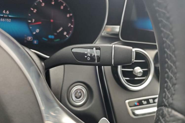 Used Mercedes-Benz C-Class 2020 Restyled C 260 L Sport Edition Gear Lever