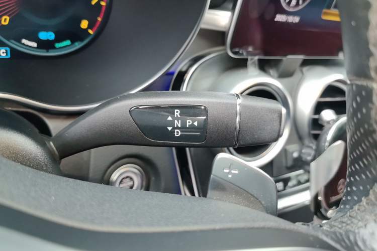 Used Mercedes-Benz C-Class 2020 C 260 Coupe Gear Lever
