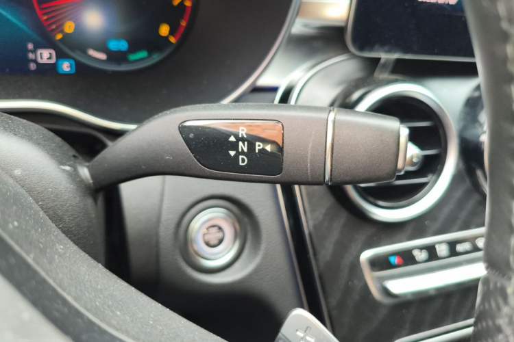Used Mercedes-Benz C-Class 2020 Restyled C 260 L Sport Edition Gear Lever