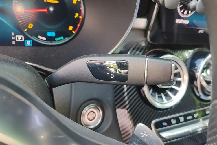 Used Mercedes-Benz C-Class 2020 C 260 Sport Edition Gear Lever