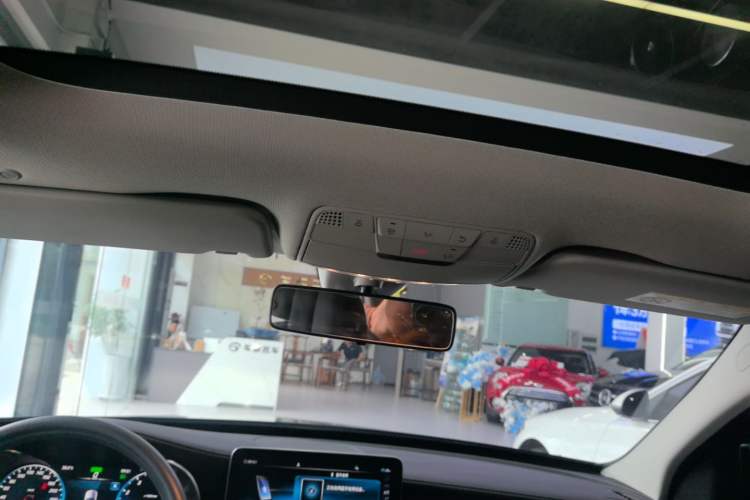 Used Mercedes-Benz C-Class 2020 Restyled C 260 L Sport Edition Headliner