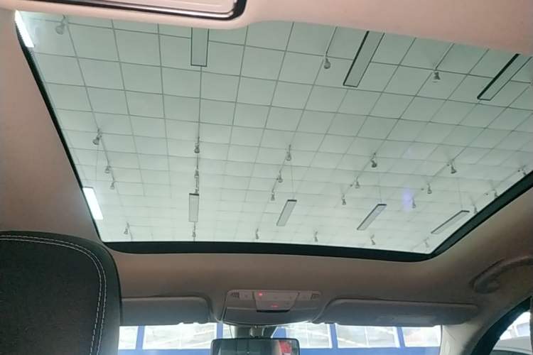 Used Mercedes-Benz C-Class 2020 Restyled C 260 L Sport Edition Headliner