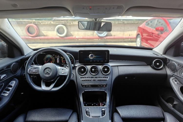 Used Mercedes-Benz C-Class 2020 C 200 L Fashion Edition Sport Version Interior 1