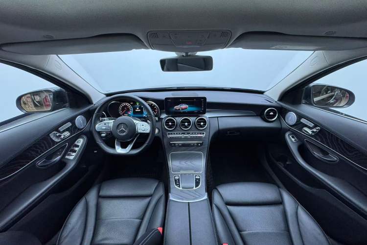 Used Mercedes-Benz C-Class 2020 C 260 L Sport Edition Interior 2