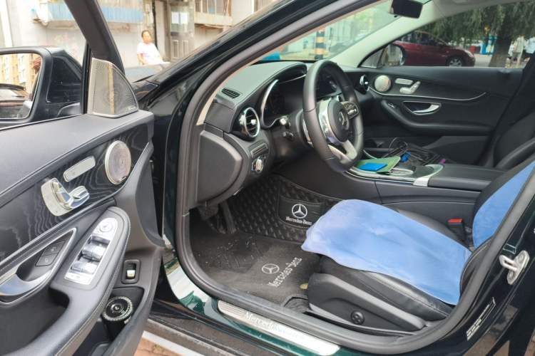 Used Mercedes-Benz C-Class 2020 Restyled C 260 L Sport Edition Interior 3